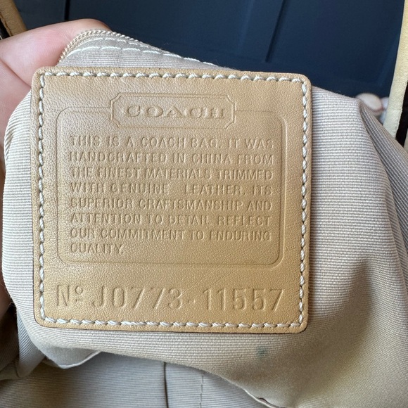 Coach shoulder bag - Picture 5 of 8